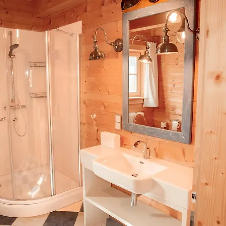 Im Grünen In Seenaehe Шале