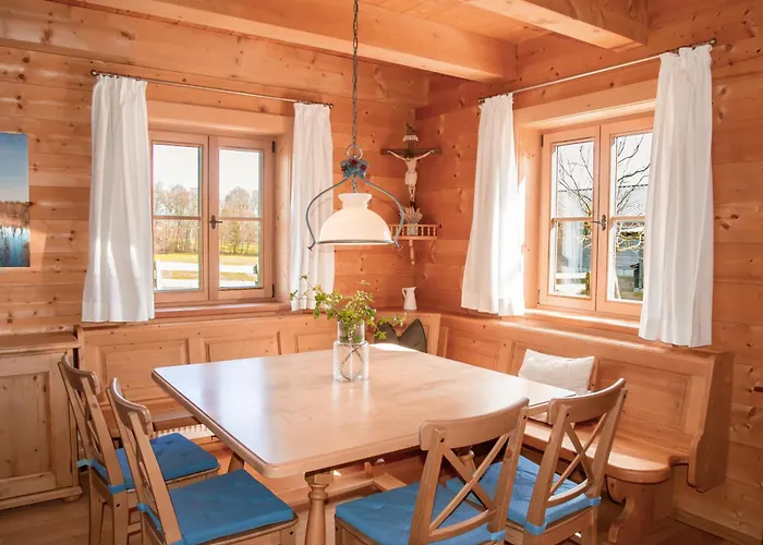 Chalet Im Grünen In Seenaehe