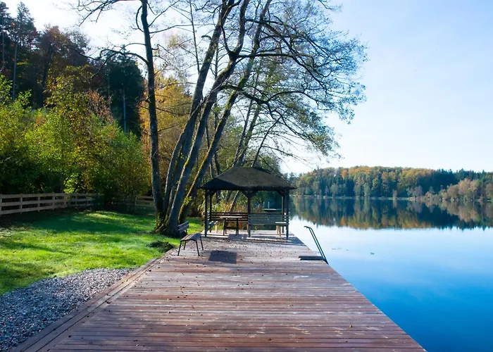 Im Grünen In Seenaehe Chalet